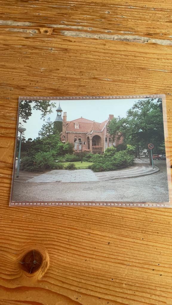 Postkaart Gemeentehuis Oegstgeest, Verzamelen, Ansichtkaarten | Themakaarten, Ongelopen, 1980 tot heden, Gebouw, Ophalen of Verzenden