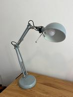 Grijze bureaulamp FORSA IKEA, Huis en Inrichting, Lampen | Tafellampen, Ophalen, Zo goed als nieuw, Minder dan 50 cm