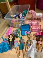 Veel barbiespullen incl meerdere Barbiepoppen., Gebruikt, Ophalen of Verzenden, Barbie