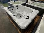 Silverspa 3 erg goede massage spa incl bezorging&garantie, Tuin en Terras, Bubbelbaden en Hottubs, Ophalen of Verzenden, Gebruikt