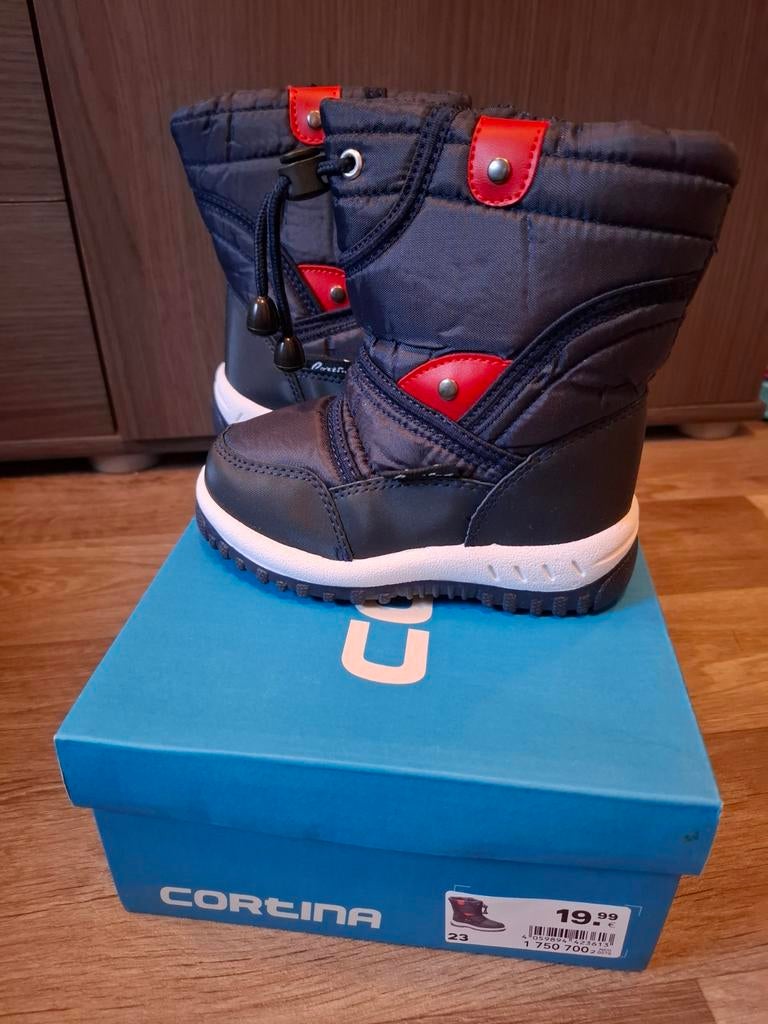Nieuwe snowboots maat 23, Kinderen en Baby's, Ophalen of Verzenden, Nieuw, Laarzen