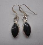 Zilveren oorbellen met zwart nr.107