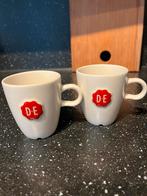 2 Douwe Egberts koffiekopjes, Huis en Inrichting, Keuken | Servies, Ophalen of Verzenden, Zo goed als nieuw, Overige stijlen, Kop(pen) en/of Schotel(s)