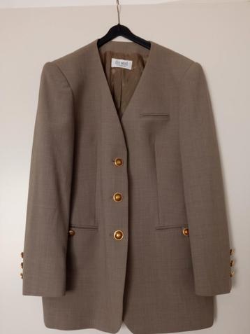 Delmod damesjasje mt D 38 USA 8  Guilloche knopen nieuw beschikbaar voor biedingen