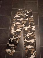 Carnaval camouflage broek maat s, Carnaval, Ophalen of Verzenden, Zo goed als nieuw, Kleding