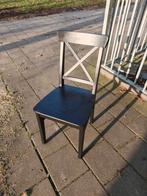 Zwarte houten stoel, Ophalen, Gebruikt, Eén, Hout