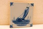 Wandtegel met prent van een boot 49599, Ophalen of Verzenden, Gebruikt