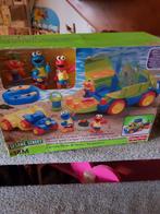 Plastic auto met aanhanger (Fisher Price) en poppetjes van S, Ophalen, Zo goed als nieuw, Jongen of Meisje