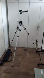 zeer robuust statief (Silk) 170 cm met draagtas, Audio, Tv en Foto, Fotografie | Statieven en Balhoofden, Ophalen, Driepoot, Zo goed als nieuw