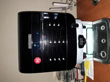 Douwe Egberts koffie machine. beschikbaar voor biedingen