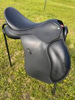 Wintec Cair Hart veelzijdigheidzadel 17 inch van 1 jaar oud, Dieren en Toebehoren, Paarden en Pony's | Zadels, Ophalen of Verzenden