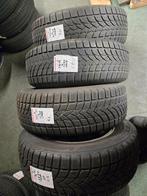 Winterbanden 235/65-17 met velgen XJ70, Auto-onderdelen, Banden en Velgen, Ophalen, Gebruikt, Banden en Velgen, 17 inch