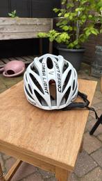 Zo goed als nieuwe helm, Fietsen en Brommers, Fietsaccessoires | Fietshelmen, Ophalen of Verzenden, Zo goed als nieuw