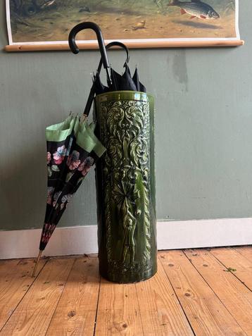 Lucky Vintage Antieke Art Nouveau Majolica Paraplubak beschikbaar voor biedingen