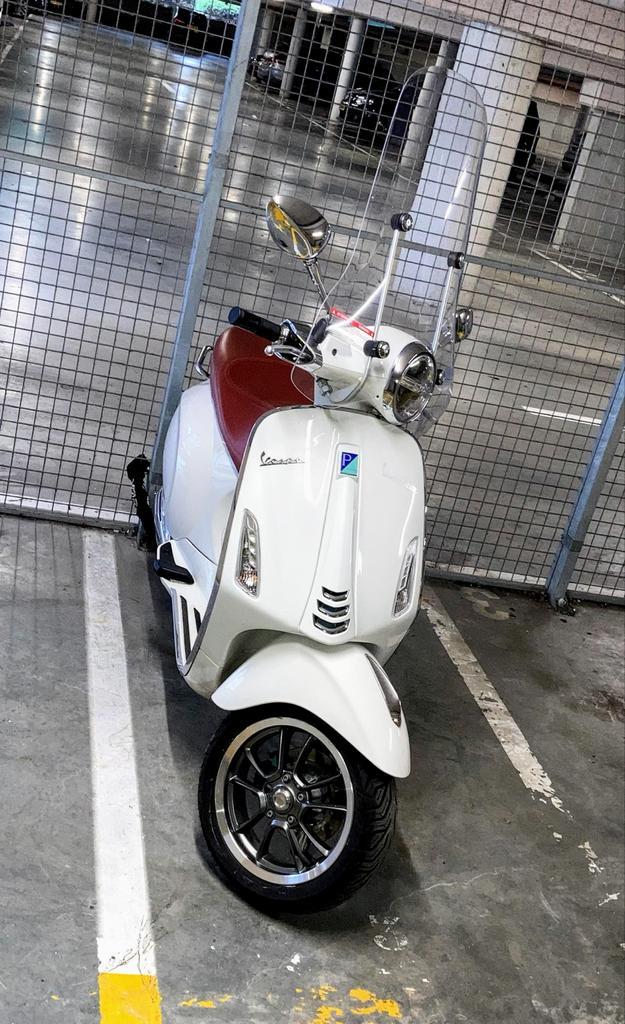 Vespa PRIMAVERA 1e Eigenaar bj2014, Fietsen en Brommers, Brommers | Vespa, Zo goed als nieuw, Overige modellen, Maximaal 45 km/u