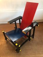 Zelfgemaakte stoel naar voorbeeld van de Rietveldstoel, Huis en Inrichting, Stoelen, Ophalen, Gebruikt, De Stijl, Eén