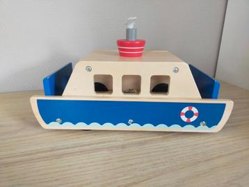 Houten Speelgoed Veerboot beschikbaar voor biedingen