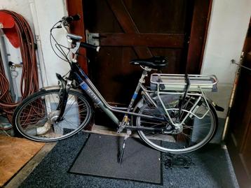 RIH Omega Elektrische Fiets - Opknapper beschikbaar voor biedingen