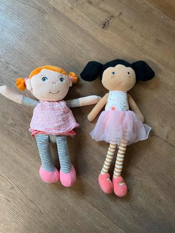 2 knuffel popjes. Hema en Haba beschikbaar voor biedingen