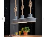 Mooie grijze, betonlook, industriële, hanglamp, Huis en Inrichting, Lampen | Hanglampen, Ophalen, Zo goed als nieuw, Metaal, Minder dan 50 cm