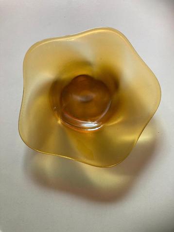 Kristal Unie Maastricht Coquille amber schaal W. Roozendaal beschikbaar voor biedingen