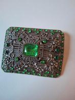 Art deco broche uit Tsjechië bezet met smaragd groene st., Sieraden, Tassen en Uiterlijk, Antieke sieraden, Verzenden, Overige materialen