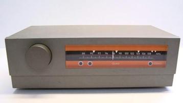 QUAD FM-3 HOOGWAARDIGE FM-TUNER / 33-303 SERIE + POWERCORD  beschikbaar voor biedingen