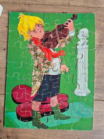Houten puzzel met viool spelend jongetje, vintage, 35 stukje beschikbaar voor biedingen