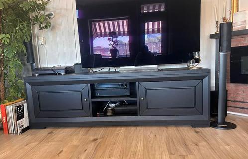 Tvmeubel zwart 202x52 - Voor een krat bier is deze van jou!, Huis en Inrichting, Kasten | Televisiemeubels, Zo goed als nieuw