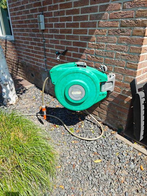 tuinslang in zelf oprolbare cassette Hozelock, Tuin en Terras, Tuinslangen, Gebruikt, Tuinslang, Ophalen