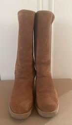 Prachtige nieuwe UGG laarzen suede waterproof maat 39, Ophalen of Verzenden, Nieuw, Bruin, Hoge laarzen