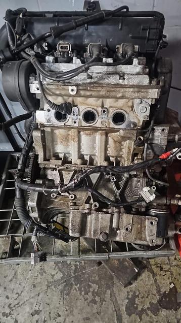 Range Rover Freelander 2.5 benzine 2004 beschikbaar voor biedingen