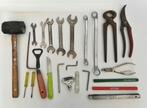 24 Oude Gebruikte Gereedschappen C, Antiek en Kunst, Antiek | Gereedschap en Instrumenten, Ophalen