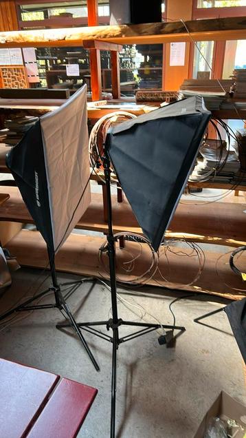 Tweemaal Bresser daglichtset beschikbaar voor biedingen