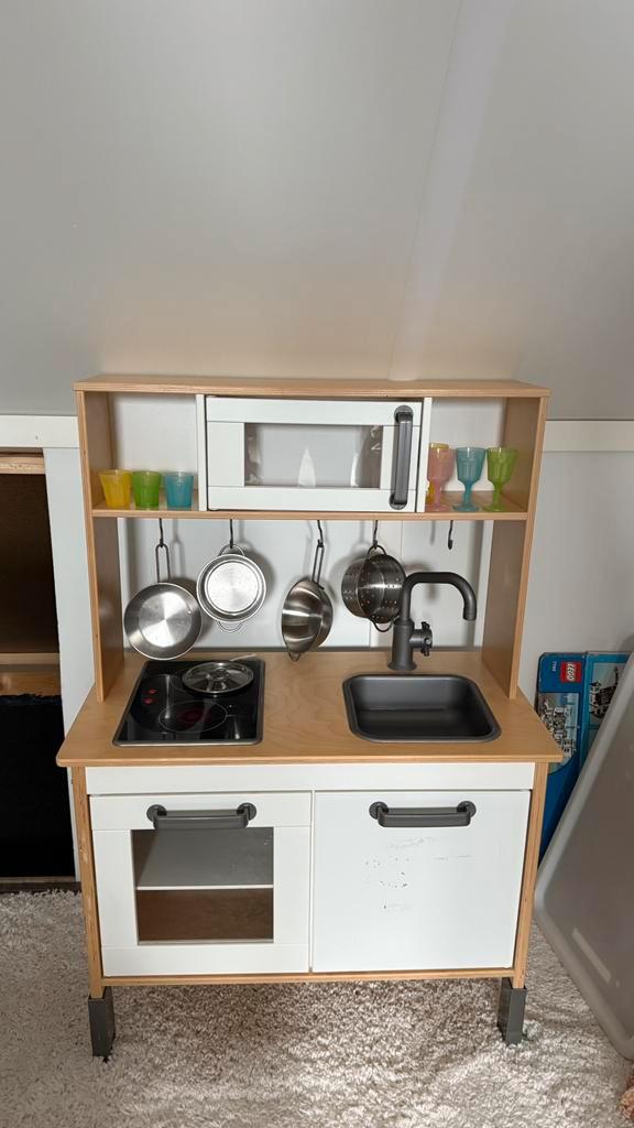 Ikea kinderkeuken met accessoires., Kinderen en Baby's, Speelgoed | Speelkeukens, Gebruikt, Speelkeuken, Hout, Ophalen