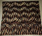 Lap dunne bont stof tijgerstrepen., Hobby en Vrije tijd, Stoffen en Lappen, Overige materialen, Bruin, 120 cm of meer, Nieuw