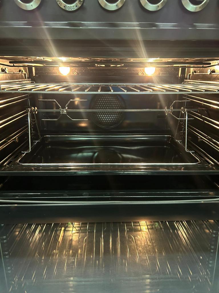 Luxe Boretti Fornuis 6 pits antraciet multifunctioneel 90 cm, Fornello Esperta, Ophalen of Verzenden, Zo goed als nieuw, Energieklasse A of zuiniger