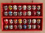32 Chinese operamaskers in originele doos, Verzamelen, Beelden en Beeldjes, Ophalen of Verzenden, Zo goed als nieuw, Overige typen