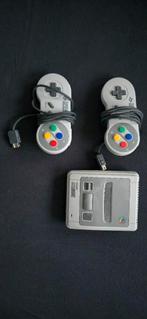 Super Nintendo Mini, Spelcomputers en Games, Ophalen of Verzenden, Zo goed als nieuw, Met 2 controllers
