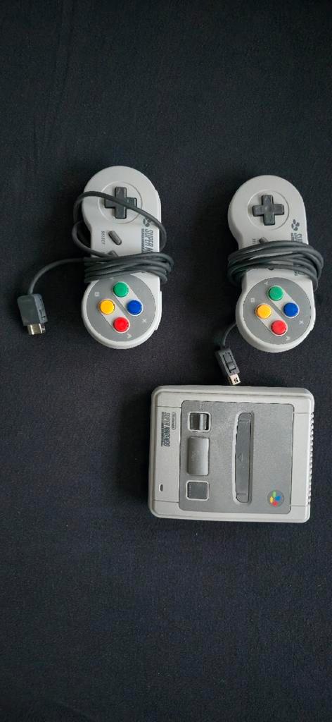 Super Nintendo Mini, Spelcomputers en Games, Spelcomputers | Nintendo Super NES, Zo goed als nieuw, Met 2 controllers, Ophalen of Verzenden