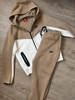 Nike tech fleece full set, Kleding | Heren, Sportkleding, Ophalen of Verzenden, Zo goed als nieuw, Wit, Algemeen