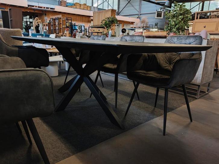 Zwarte Eikenhouten Eettafel (PROMO), Huis en Inrichting, Woonaccessoires | Overige, Nieuw, Ophalen