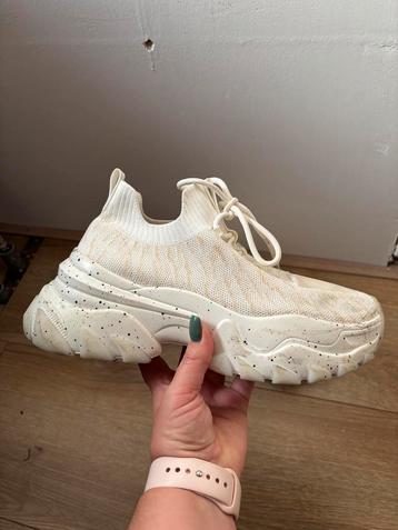 Asos sneakers maat 39 beschikbaar voor biedingen