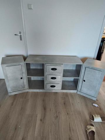 Woonkamer meubel kan verdelen in 3 delen beschikbaar voor biedingen