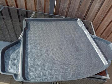 Rubber Kofferbakmat Toyota Auris TS 2013-2018 beschikbaar voor biedingen