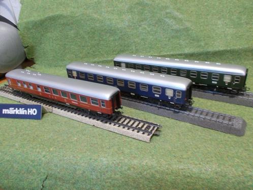 3 Marklin DB metalen rijtuigen jaren 60 Verzenden kan ook, Hobby en Vrije tijd, Modeltreinen | H0, Gebruikt, Wagon, Wisselstroom