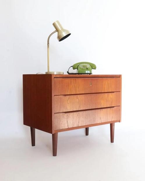 Vintage deens ladekastje teak, Huis en Inrichting, Kasten | Ladekasten, Gebruikt, Minder dan 100 cm, 50 tot 100 cm, 25 tot 50 cm