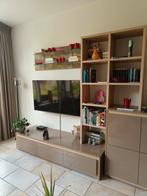 Gratis Kast hout taupe, Antiek en Kunst, Ophalen of Verzenden