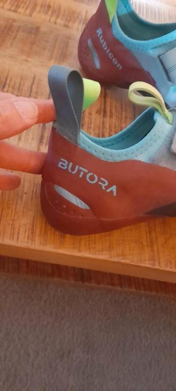 AUTORA klimschoenen beschikbaar voor biedingen