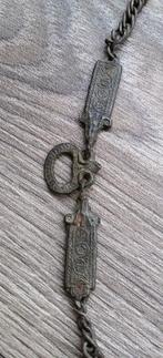 16 de eeuw Gordelsluiting Kledinghaak Bodemvondst 88 Cm.lang, Ophalen of Verzenden